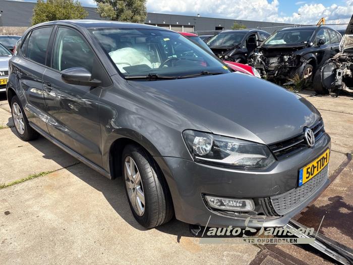Volkswagen Polo V 1.2 TSI Skrotfordon (2012, GRIJS)