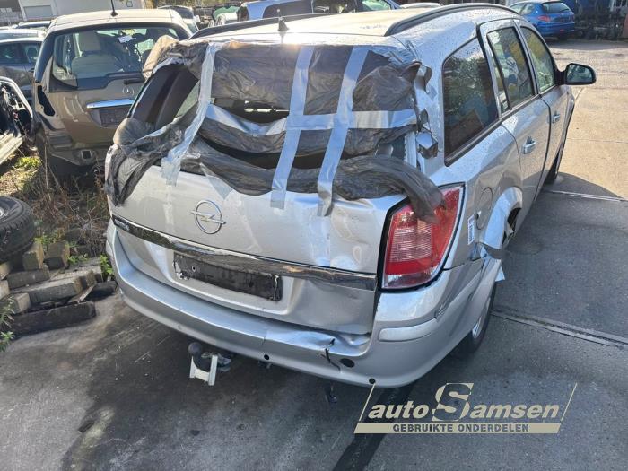 Opel Astra H SW 1.6 16V Twinport Skrotfordon (2009, GRIJS)