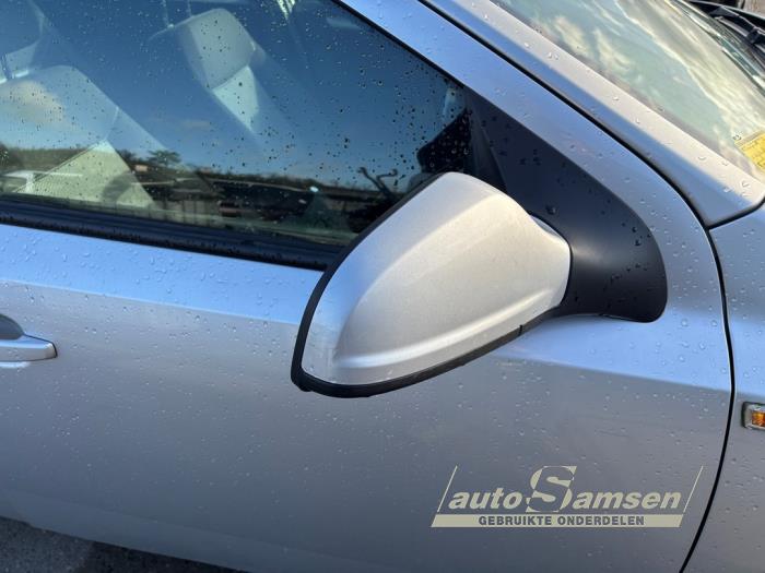 Opel Astra H SW 1.6 16V Twinport Skrotfordon (2009, GRIJS)