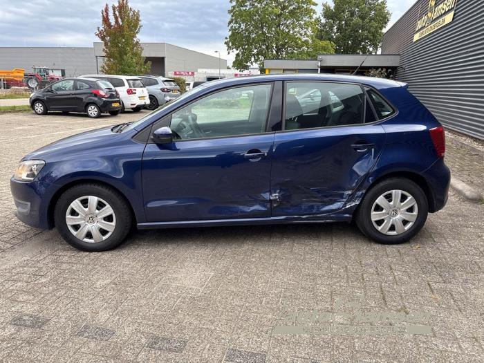 Volkswagen Polo V 1.2 TSI Unfallauto (2010, Blau)