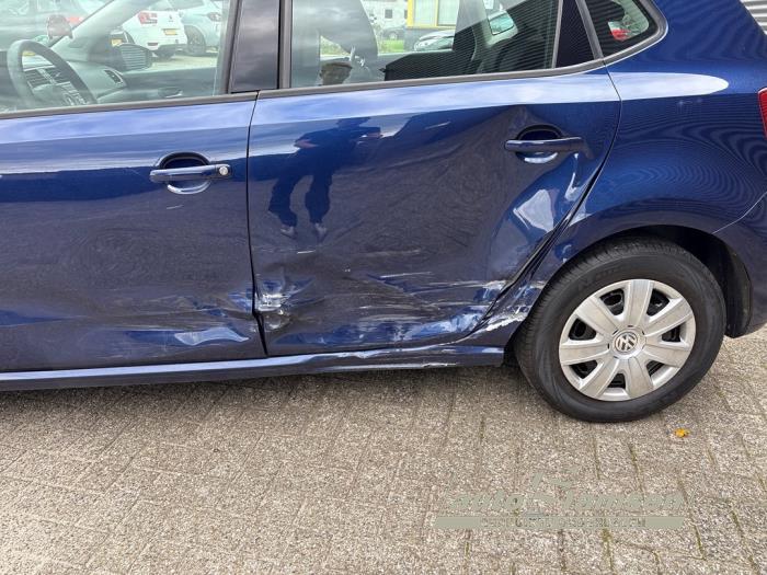 Volkswagen Polo V 1.2 TSI Unfallauto (2010, Blau)