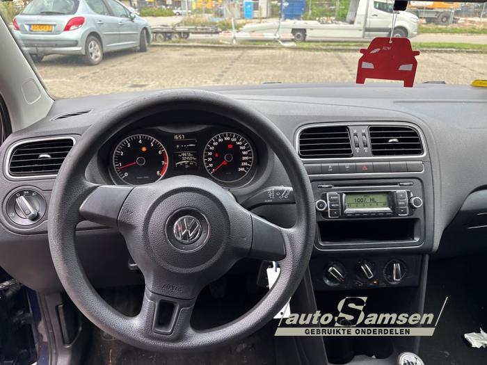 Volkswagen Polo V 1.2 TSI Unfallauto (2010, Blau)