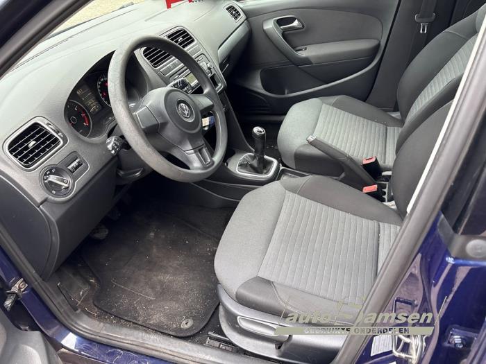 Volkswagen Polo V 1.2 TSI Unfallauto (2010, Blau)