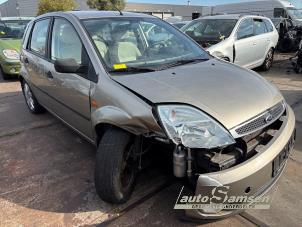 Ford Fiesta 5 1.4 16V  (Épave)