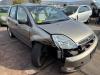 Ford Fiesta 5 1.4 16V Épave (2003, Gris)