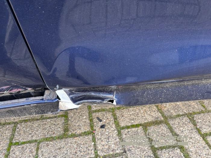BMW 3 serie Touring 320i 2.0 16V Vehículo de desguace (2019, Azul)