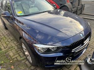 BMW 3 serie Touring 320i 2.0 16V Vehículo de desguace (2019, Azul)