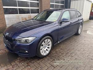 BMW 3 serie Touring 320i 2.0 16V Vehículo de desguace (2019, Azul)