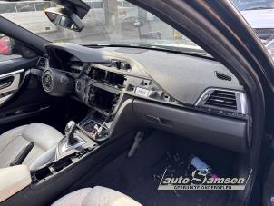 BMW 3 serie Touring 320i 2.0 16V Vehículo de desguace (2019, Azul)