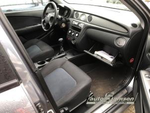 Mitsubishi Outlander 2.0 16V 4x2 Épave (2005, Gris)