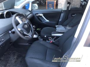 Toyota Verso 1.8 16V VVT-i Épave (2012, Blanc)