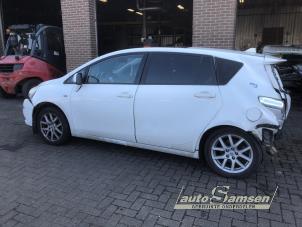 Toyota Verso 1.8 16V VVT-i Épave (2012, Blanc)