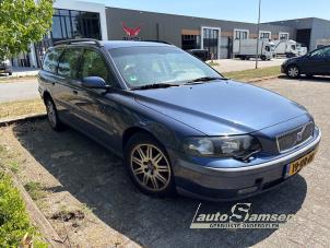 Volvo V70 2.4 20V 140 Épave (2004, Bleu)