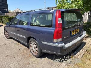 Volvo V70 2.4 20V 140 Épave (2004, Bleu)