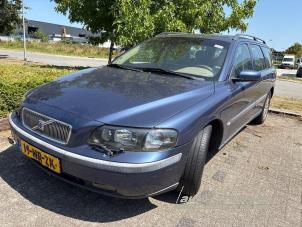 Volvo V70 2.4 20V 140 Épave (2004, Bleu)