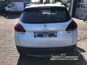 Peugeot 2008 1.2 12V e-THP PureTech 110 Vehículo de desguace (2017, Blanco)