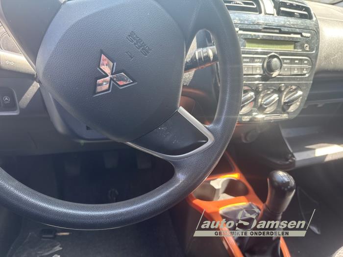 Mitsubishi Space Star 1.0 12V Vehículo de desguace (2017, Negro)