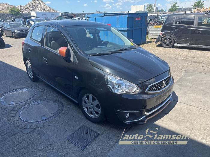 Mitsubishi Space Star 1.0 12V Vehículo de desguace (2017, Negro)
