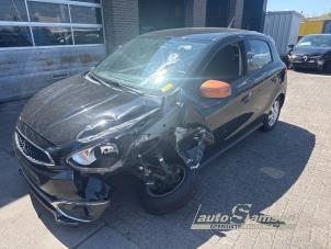 Mitsubishi Space Star 1.0 12V Vehículo de desguace (2017, Negro)