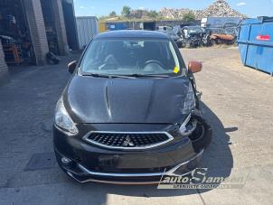 Mitsubishi Space Star 1.0 12V Vehículo de desguace (2017, Negro)