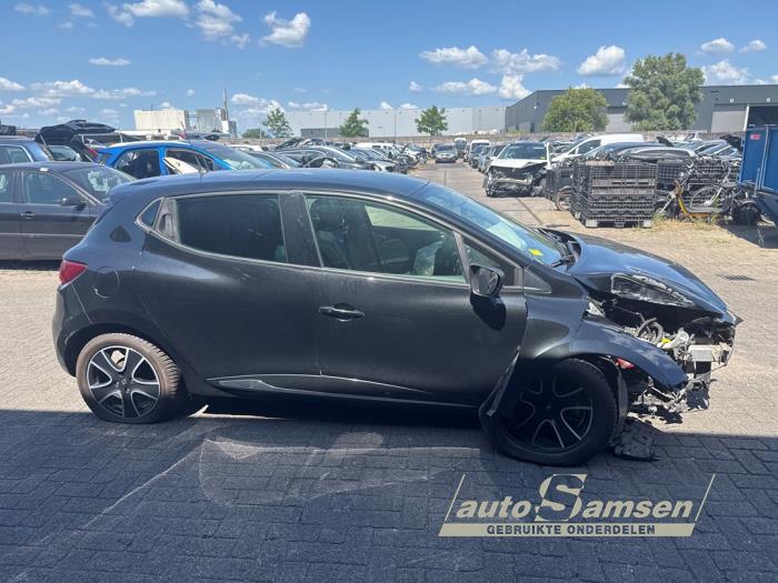 Renault Clio IV 0.9 Energy TCE 90 12V Vehículo de desguace (2015, Negro)