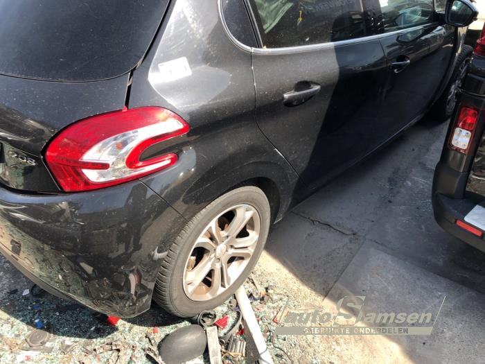 Peugeot 208 I 1.4 16V Vehículo de desguace (2012, Negro)