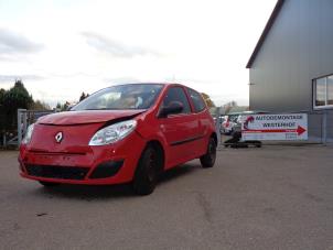 Renault Twingo II 1.2  (Skadad)