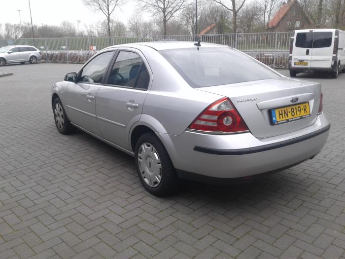 ford mondeo iii 2 5 v6 24v occasion year of construction ford mondeo iii 2 5 v6 24v occasion year of construction