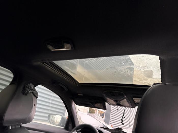 BMW 3-Serie Schrottauto (2019, Schwarz)