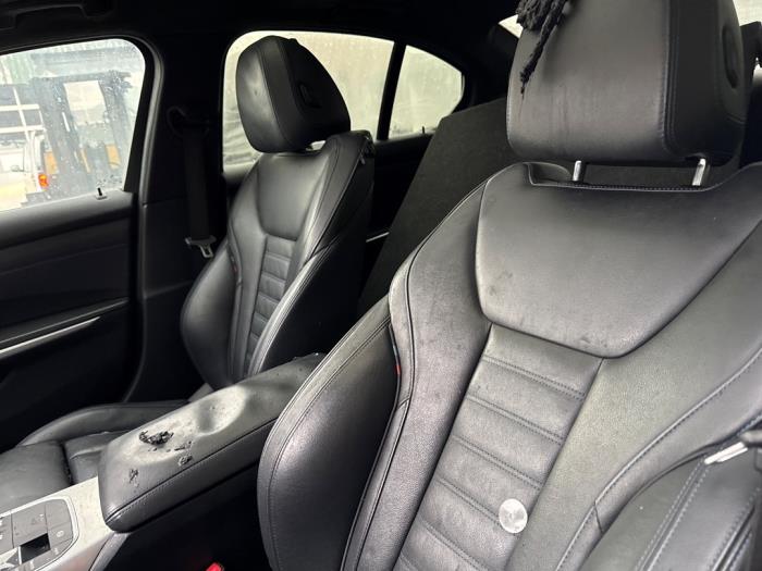 BMW 3-Serie Schrottauto (2019, Schwarz)