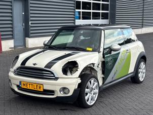 Mini Mini 1.6 16V Cooper  (Unfall)