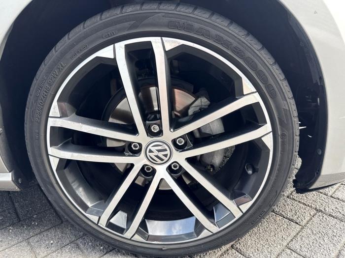 Volkswagen Golf VII 1.4 TSI 16V Skrotfordon (2013)