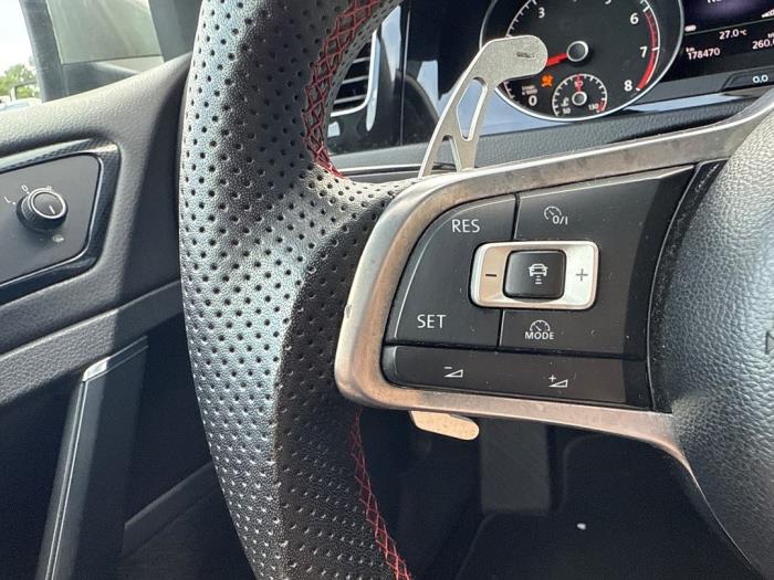 Volkswagen Golf VII 1.4 TSI 16V Skrotfordon (2013)