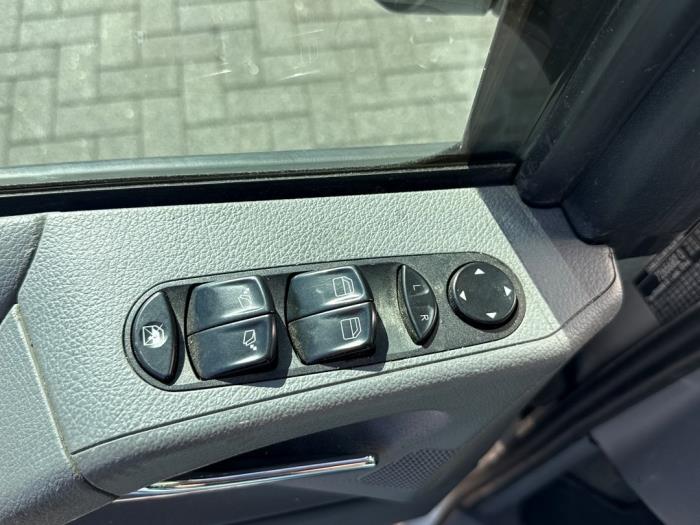 Mercedes Viano 3.0 CDI V6 24V Unfallauto (2006, Granit)