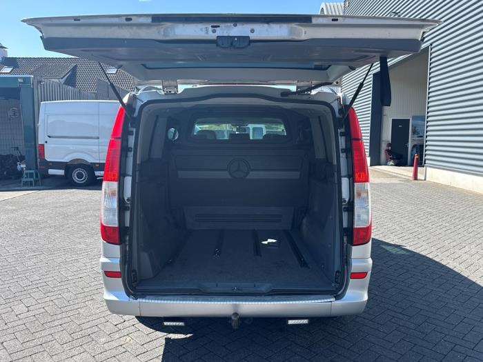 Mercedes Viano 3.0 CDI V6 24V Unfallauto (2006, Granit)