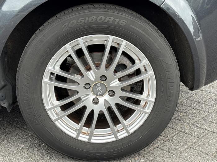 Renault Scénic II 2.0 16V Skadat fordon (2007, GRIJS)