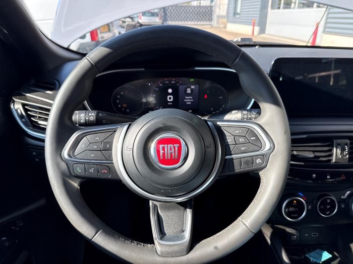 Fiat Tipo 1.0 T3 12V Damaged vehicle (2021, Gray)