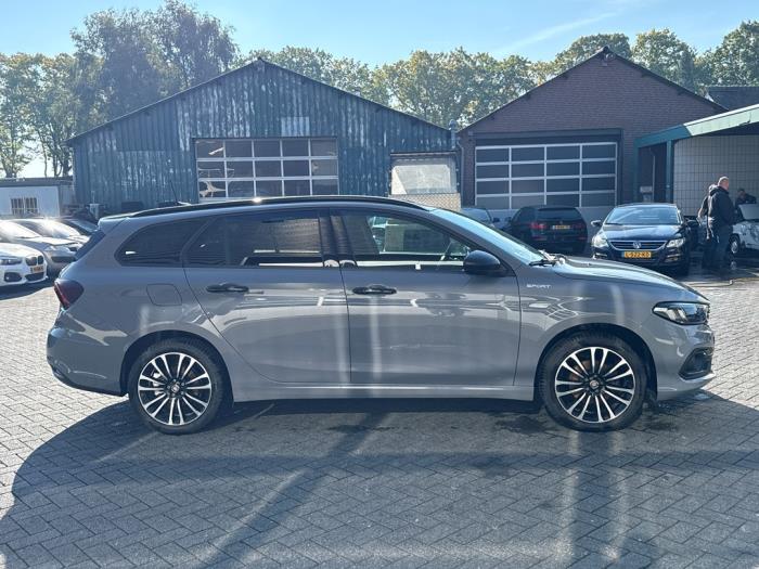 Fiat Tipo 1.0 T3 12V Damaged vehicle (2021, Gray)