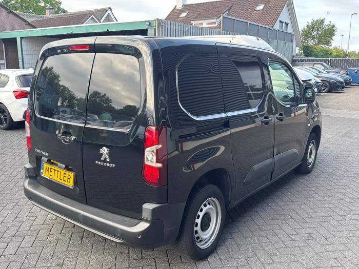 Peugeot Partner 1.5 BlueHDi 75 Skadat fordon (2019, ZWART)