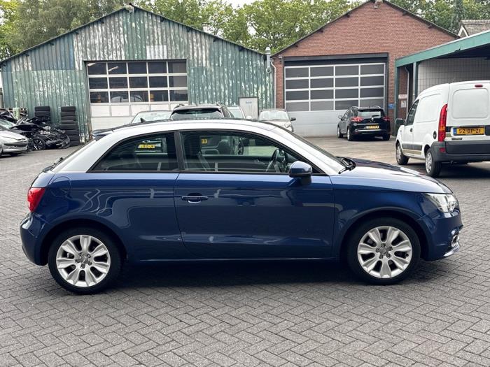 Audi A1 1.4 TFSI 16V 122 Unfallauto (2011, Blau)