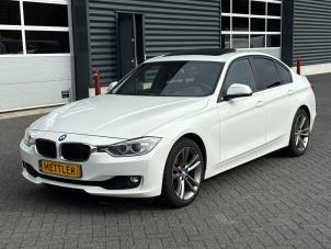 BMW 3 serie 320i 2.0 16V  (Unfall)