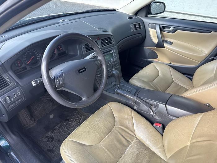 Volvo S60 I 2.4 20V 170 Unfallauto (2001, Grün)