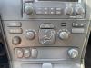 Volvo S60 I 2.4 20V 170 Unfallauto (2001, Grün)