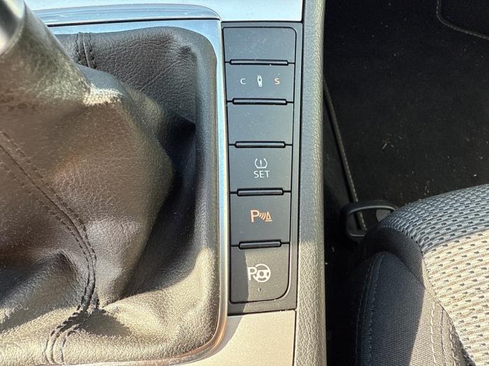 Volkswagen Passat CC 2.0 TSI 16V Skadat fordon (2011, BLAUW)