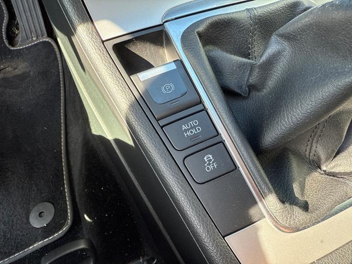 Volkswagen Passat CC 2.0 TSI 16V Skadat fordon (2011, BLAUW)