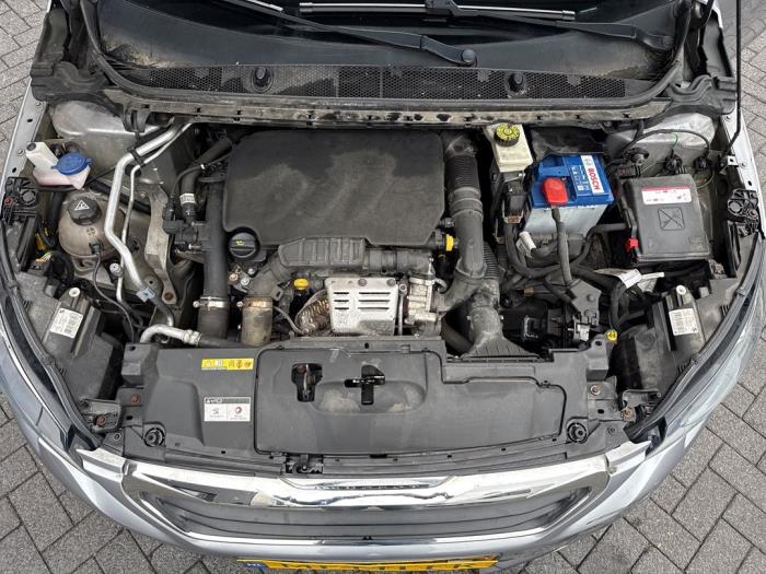 Peugeot 308 SW 1.2 12V e-THP PureTech 130 Unfallauto (2016, Grau)