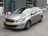 Peugeot 308 SW 1.2 12V e-THP PureTech 130 Unfallauto (2016, Grau)