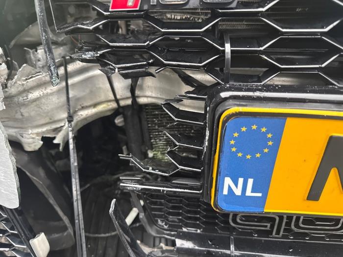 Audi RS 6 Avant 4.0 V8 TFSI 32V Voiture accidentée (2015, Gris)