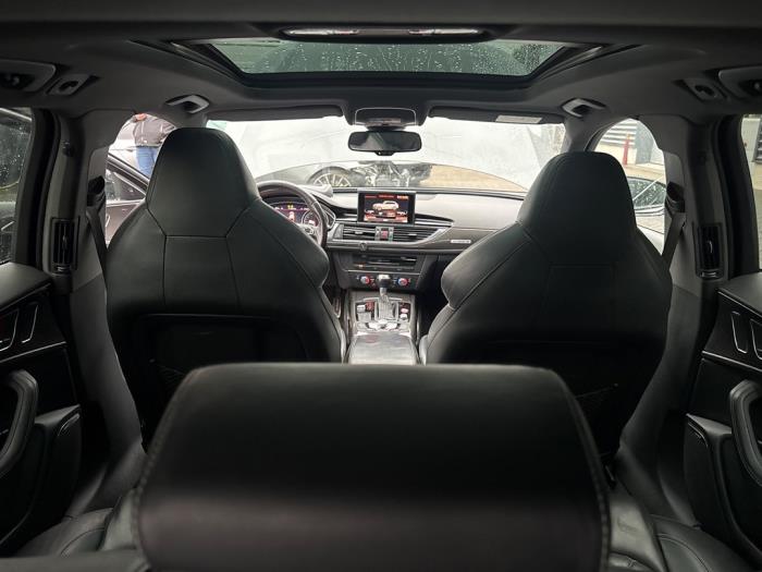 Audi RS 6 Avant 4.0 V8 TFSI 32V Voiture accidentée (2015, Gris)
