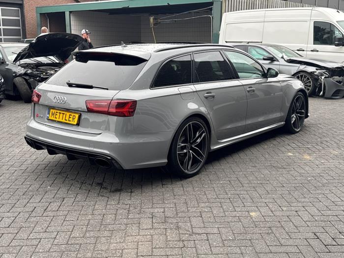 Audi RS 6 Avant 4.0 V8 TFSI 32V Voiture accidentée (2015, Gris)